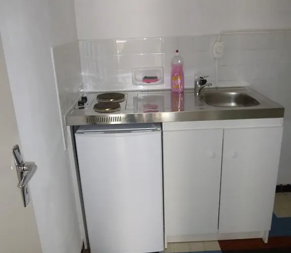 Отель Les Clarines Ле дез Альп