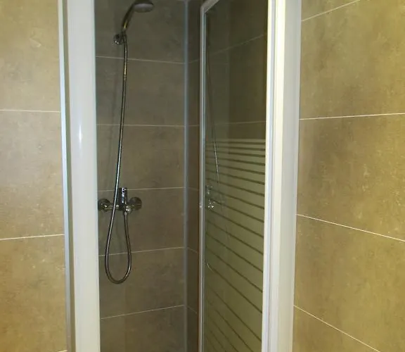 Les Clarines Hotel 3*